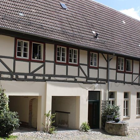 Ferienwohnungen Im Alten Handelshof เควดลินบวร์ก ภายนอก รูปภาพ