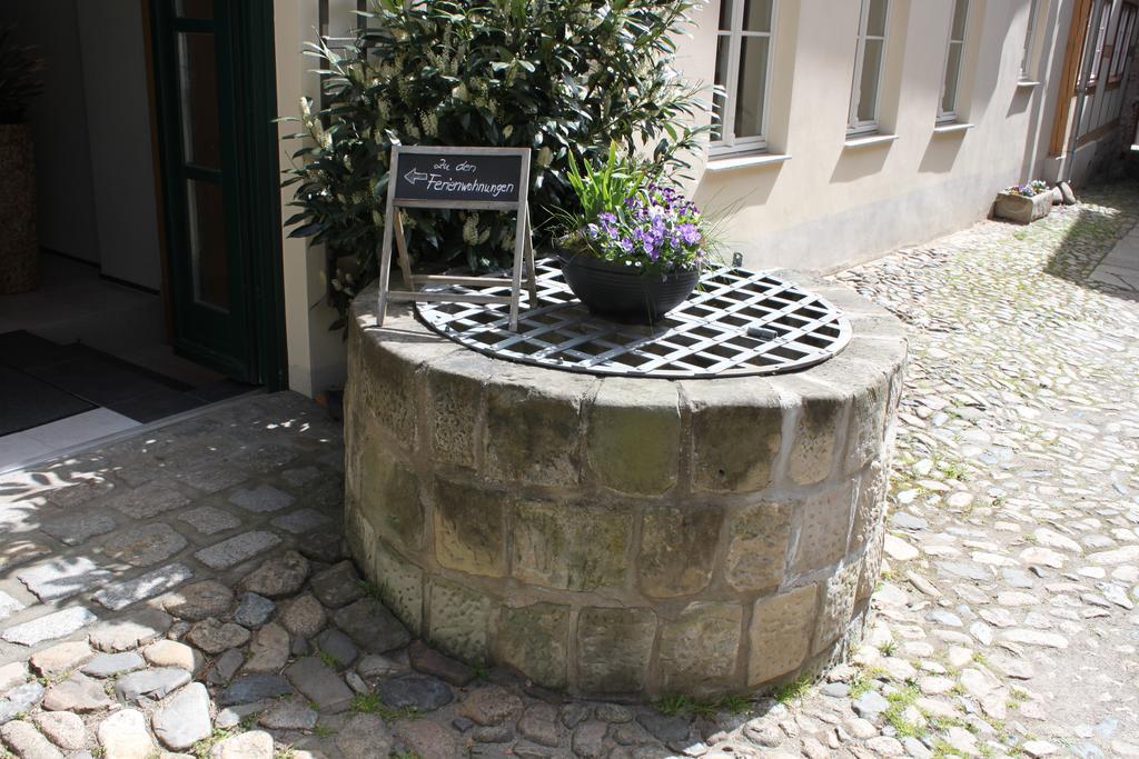 Ferienwohnungen Im Alten Handelshof เควดลินบวร์ก ภายนอก รูปภาพ
